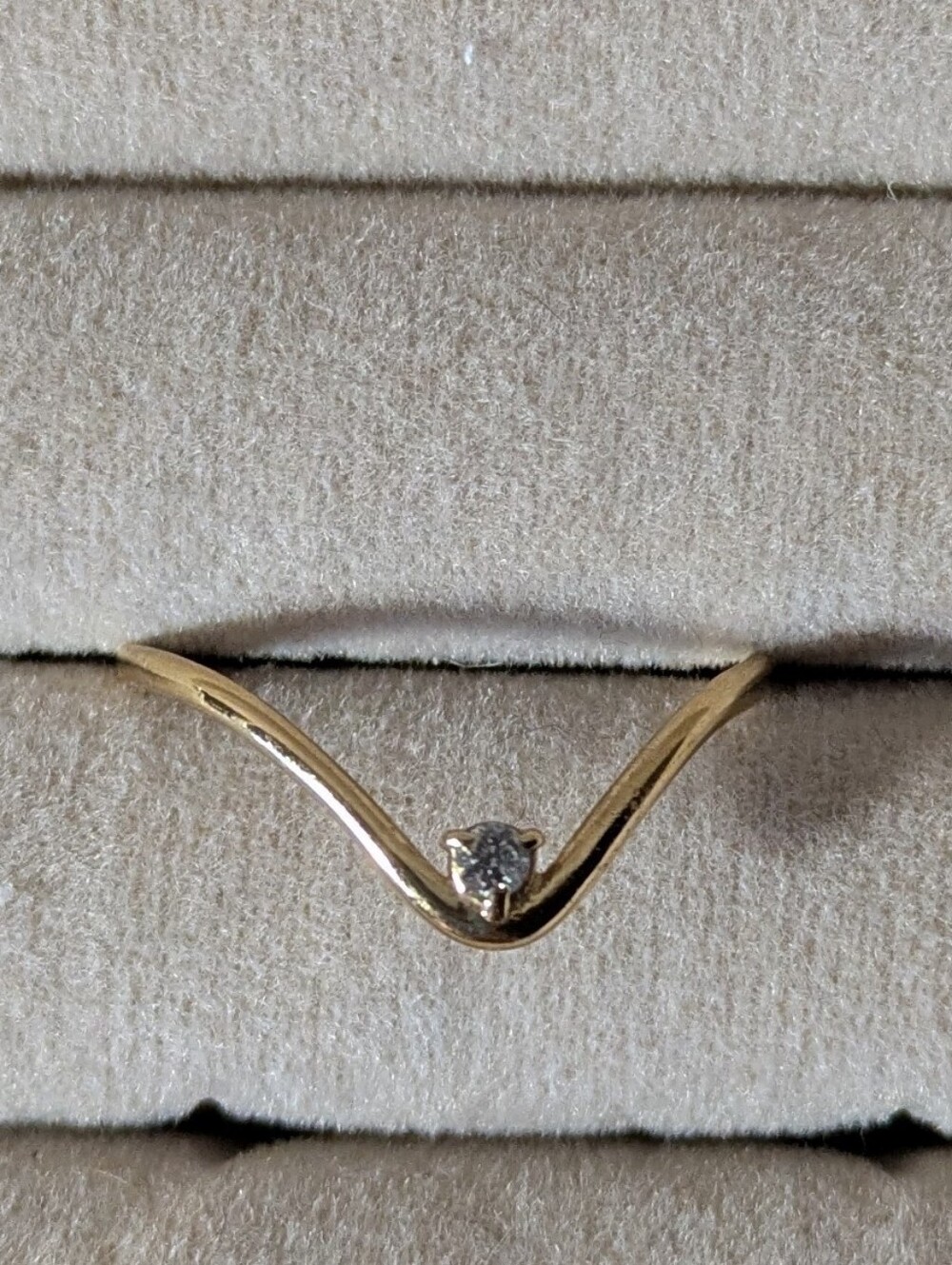 Alexis Russell Salt And Pepper Diamond Peak Band - Picture 2 of 3